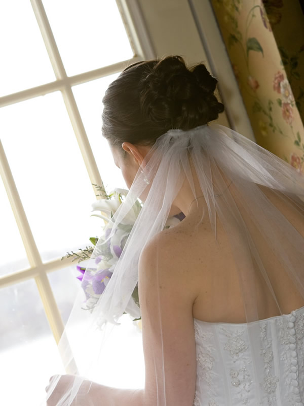Bride's Vail, Window Photo, Hair Stylist, Saratoga Springs, NY - Complexions Spa for Beauty and Wellness